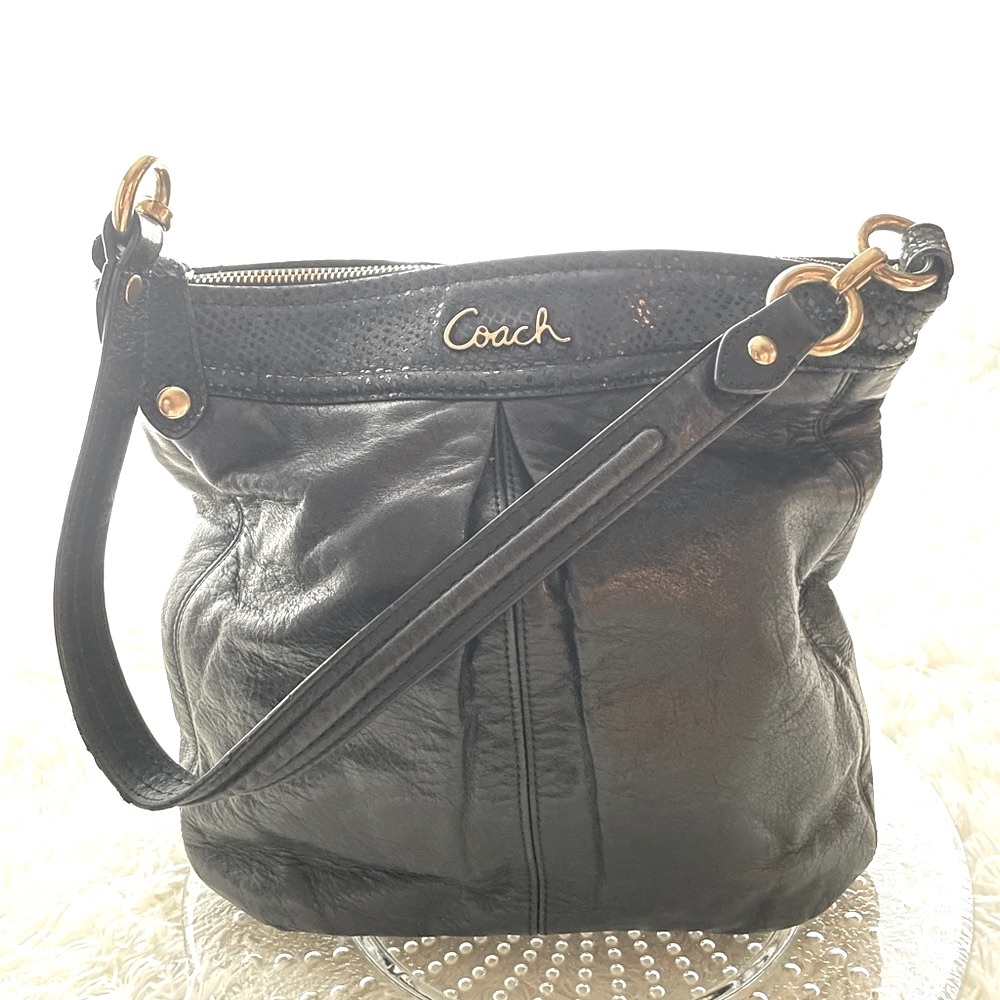 Coach Shoulder Purse - Picture 2 of 12